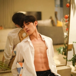 是小奶狗还是小狼狗？