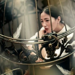 把人类带入地狱的，往往是……
